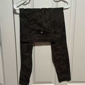 LULULEMON HIGH RISE ALIGN 25”